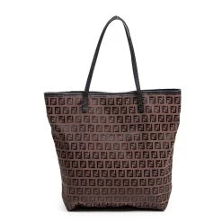 Fendi women Medium Tall Tote -Fendi shop b0fc458b4a1c432eba0fb88fc382e36c 46790c35 9217 47cb b592 5aeb45ac18c3 1080x